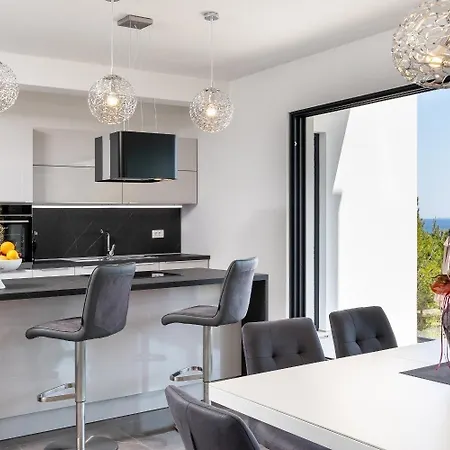 Ferienhaus Mit Privatpool Fur 6 Personen Ca 166 Qm In Prizba, Dalmatien Suddalmatien Prázdninový dům
