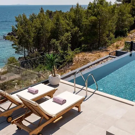 Prázdninový dům Ferienhaus Mit Privatpool Fur 6 Personen Ca 166 Qm In Prizba, Dalmatien Suddalmatien *