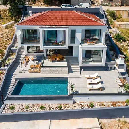 Ferienhaus Mit Privatpool Fur 6 Personen Ca 166 Qm In Prizba, Dalmatien Suddalmatien
